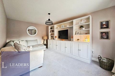 4 bedroom link detached house for sale, Osprey Road, Halstead, Essex