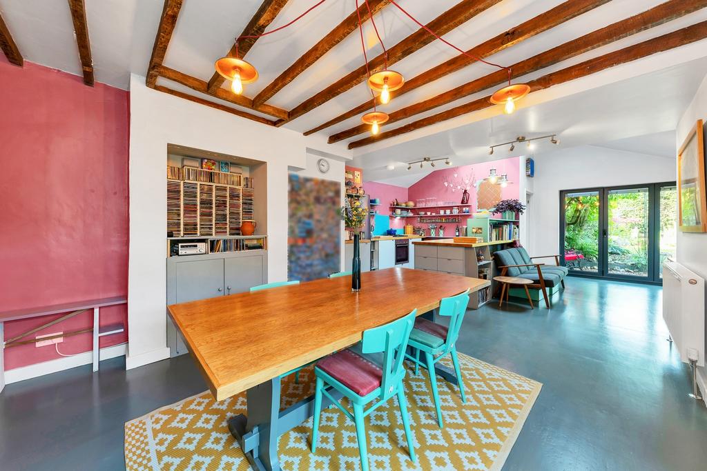 Donthorn Cottage - 16 T202511141028.jpg