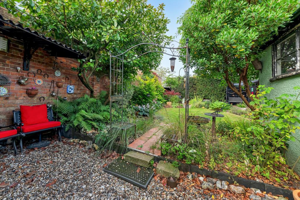 Donthorn Cottage - 26 T202511141028.jpg