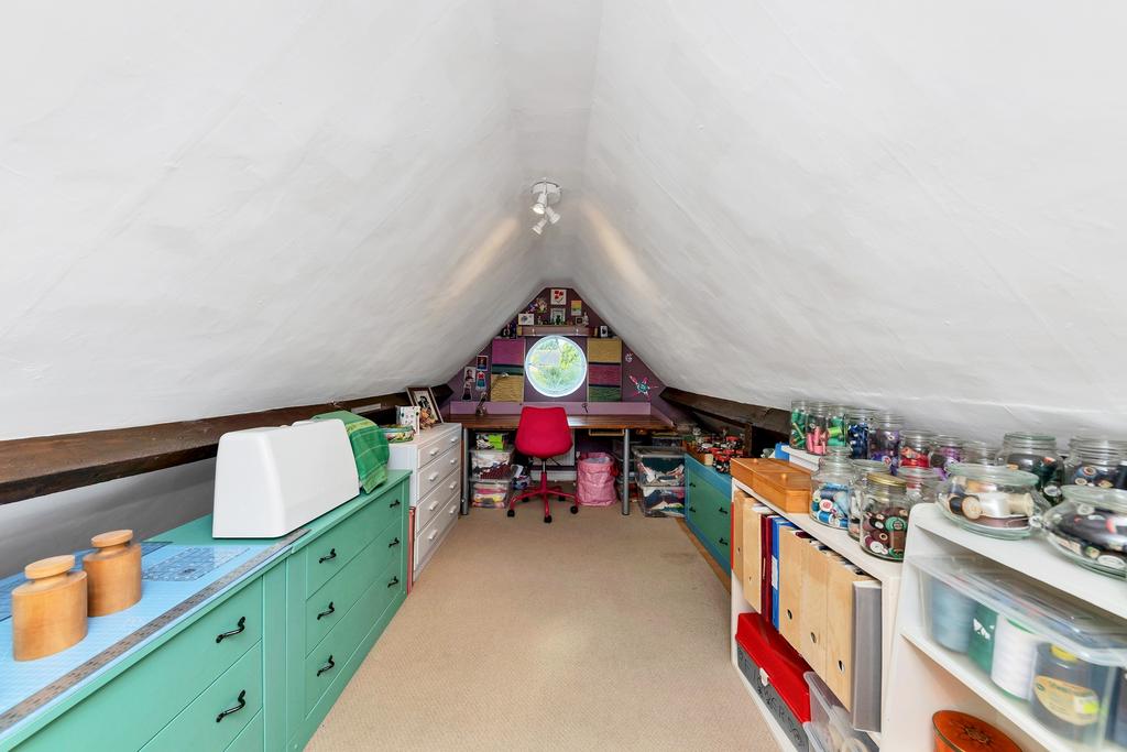 Donthorn Cottage - 1 T202511141028.jpg