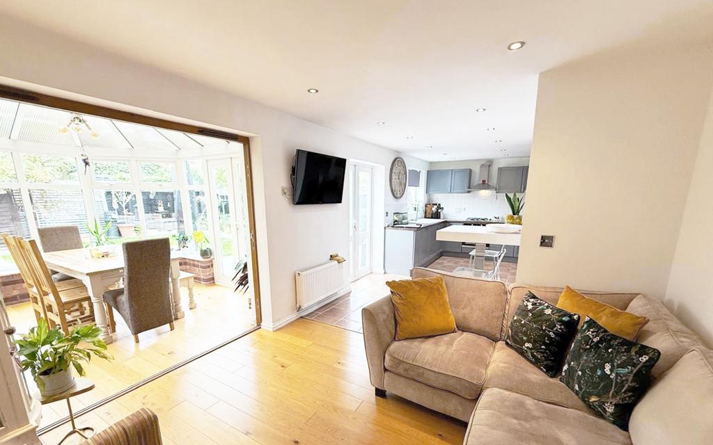 Entertaining Room