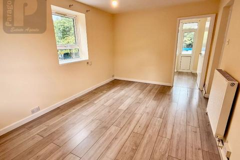 3 bedroom flat for sale, 369 Kingsbury Road, Kingsbury, London, NW9