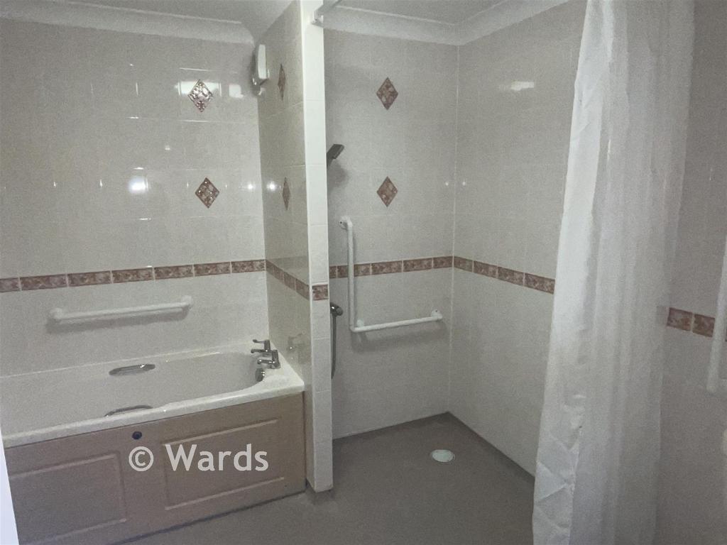 Bath/Wet Room