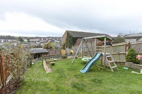 3 bedroom end of terrace house for sale, Shanklin Close, Chatham ME5