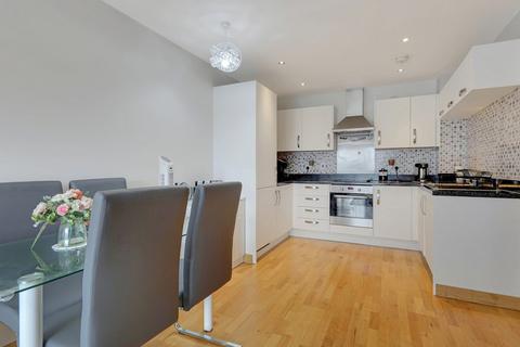 2 bedroom apartment for sale, Cherrydown East, Basildon, Essex, SS16 5GS
