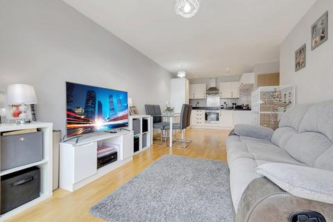 2 bedroom apartment for sale, Cherrydown East, Basildon, Essex, SS16 5GS