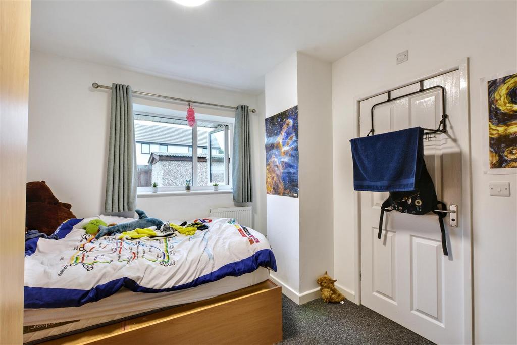 Bedroom 5.jpeg