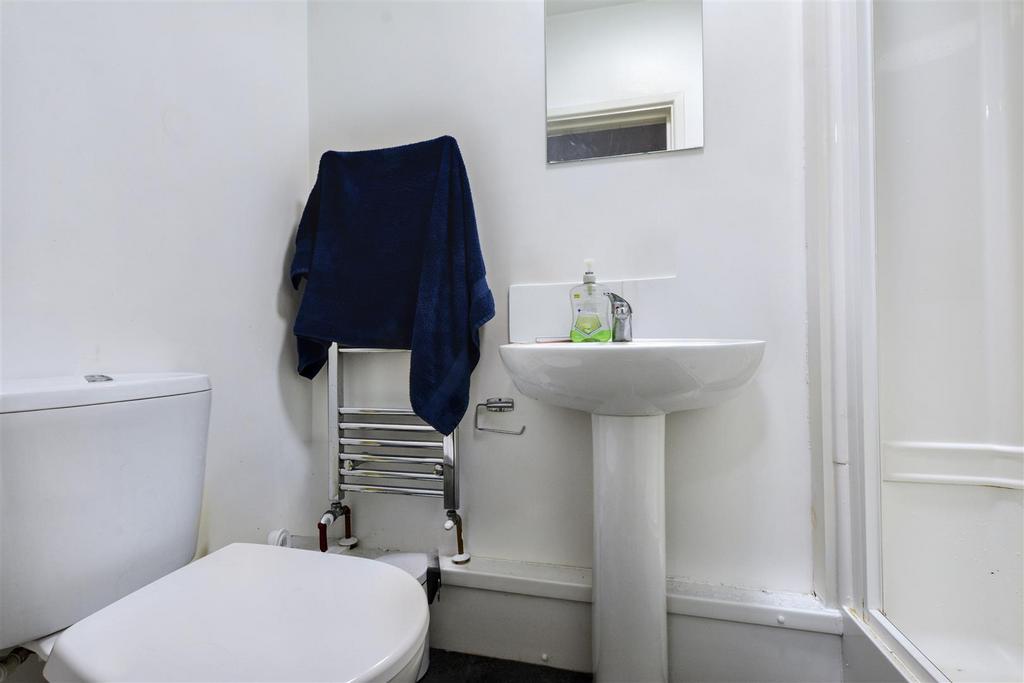 Ensuite 5.jpeg