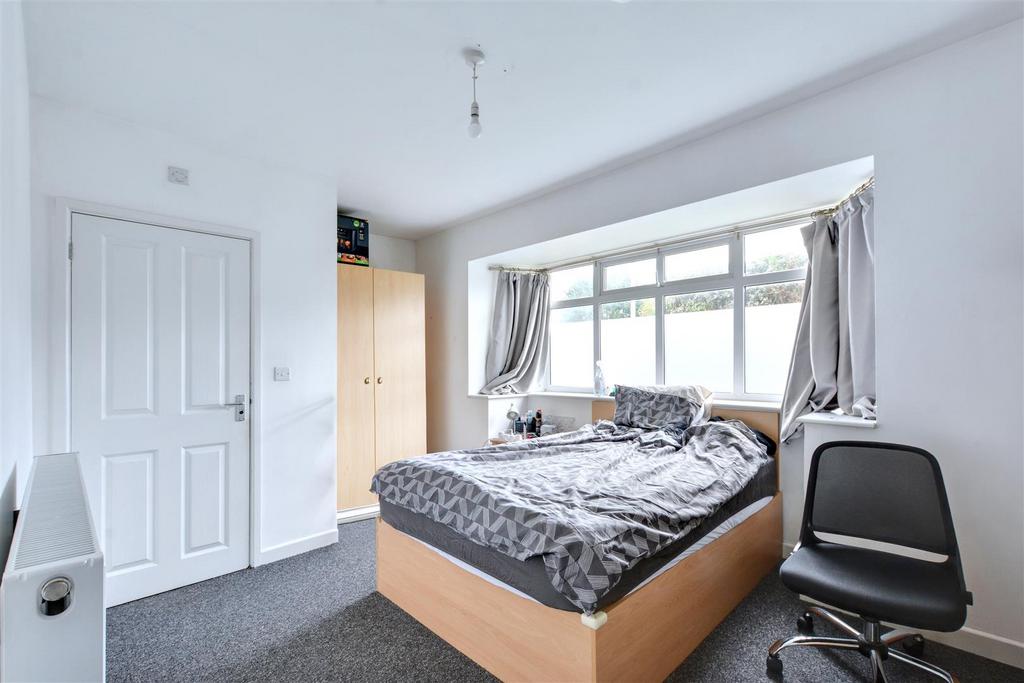Bedroom 1.jpeg