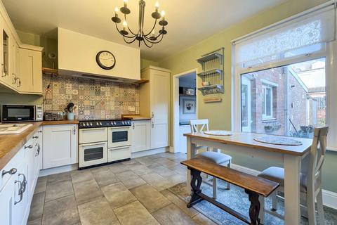 3 bedroom semi-detached house for sale, Linden Road, Gloucester GL1