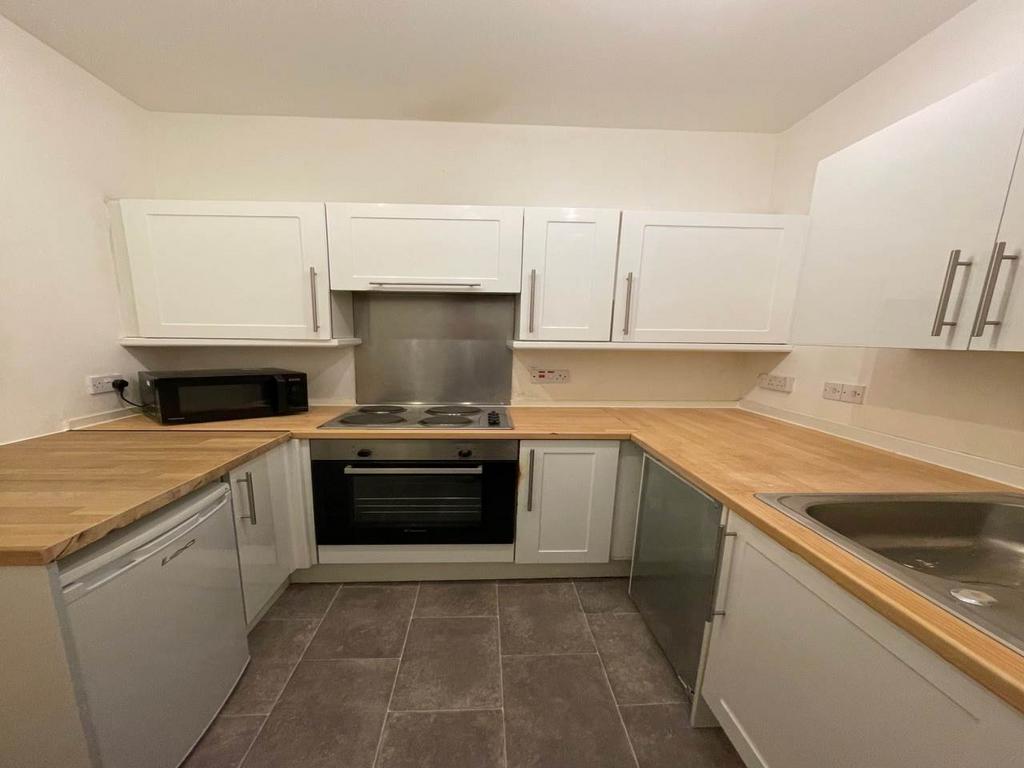 Kitchen 2