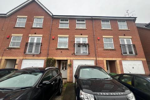 4 bedroom terraced house to rent, Willow Drive, Brough, East Riding of Yorkshire, HU15