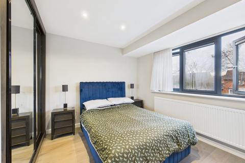 undefined, Long Lane, Staines-upon-Thames, Surrey, TW19
