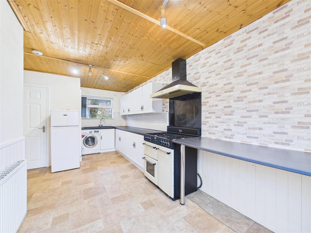 CAM05663 G0-PR0061-STILL008.jpg