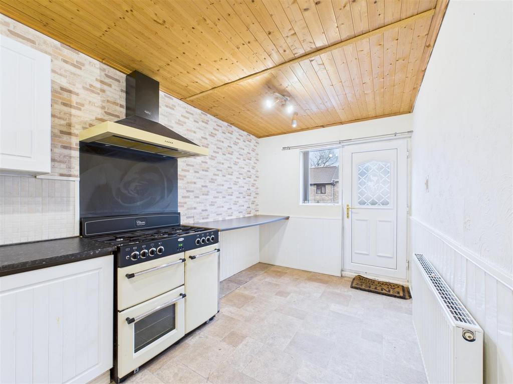 CAM05663 G0-PR0061-STILL009.jpg