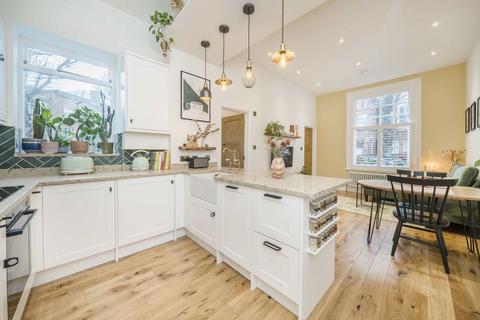 1 bedroom flat for sale, Grange Road, London W4