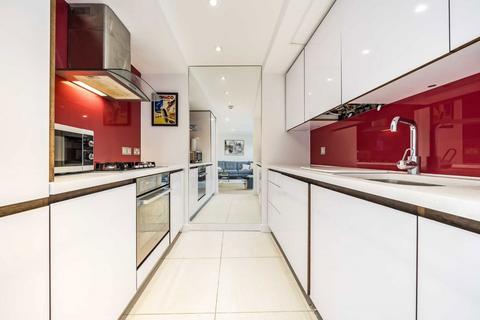 2 bedroom flat to rent, Harmood Grove, London NW1
