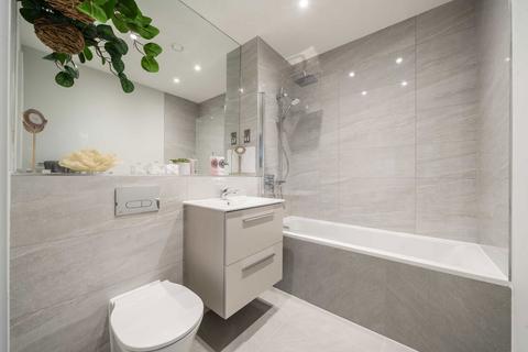 undefined, Roslin Road, London W3