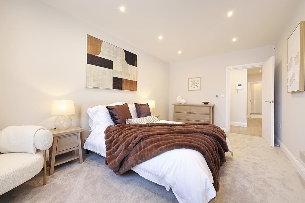 1-Cobham Rd-Show Apt-3-7479.jpg