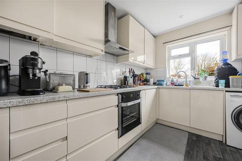 undefined, Cressingham Road, Reading, RG2