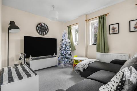 undefined, Cressingham Road, Reading, RG2