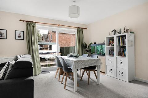 undefined, Cressingham Road, Reading, RG2
