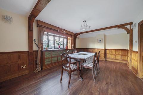 3 bedroom apartment for sale, Sutton Road, Maidstone ME17