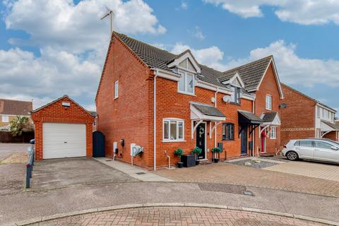 undefined, Wainwright Close, Lowestoft