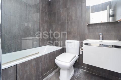 1 bedroom flat to rent, Linburn House, Kilburn High Road, London, NW6