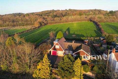 4 bedroom house for sale - Bromsgrove Road, Clent