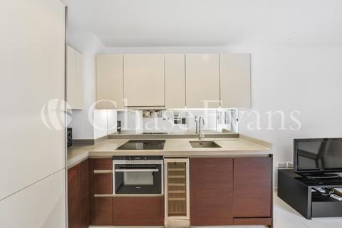 undefined, Baltimore Wharf, London, E14