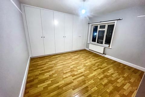 undefined, Baylis Parade, Slough SL1