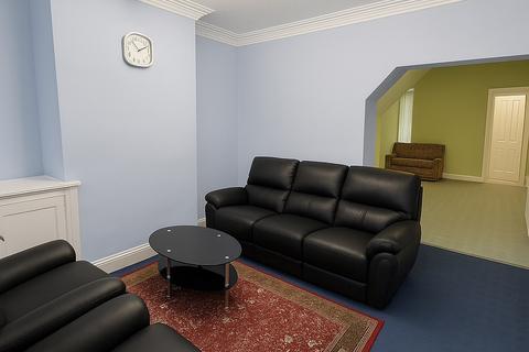 2 bedroom terraced house for sale, Baggrave Street, Leicester, Leicestershire, LE5