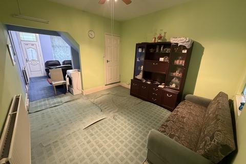 2 bedroom terraced house for sale, Baggrave Street, Leicester, Leicestershire, LE5