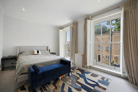 undefined, Cambridge Grove, London, W6