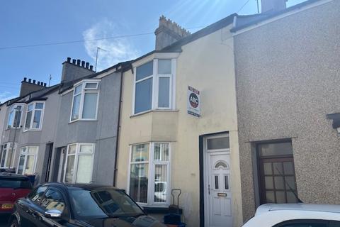 2 bedroom terraced house to rent, Gilbert Street, Holyhead LL65