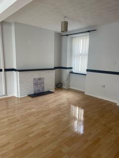 2 bedroom terraced house to rent, Gilbert Street, Holyhead LL65