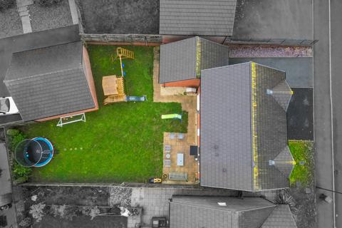 4 bedroom detached house for sale, Damstead Park Avenue, Alfreton