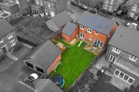 4 bedroom detached house for sale, Damstead Park Avenue, Alfreton