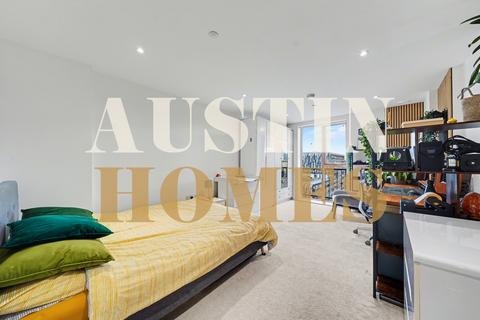1 bedroom apartment to rent, Axell House, Wellington Street London SE18