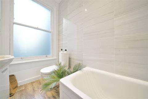 1 bedroom flat to rent, Kingsgate Road, West Hampstead, London, NW6