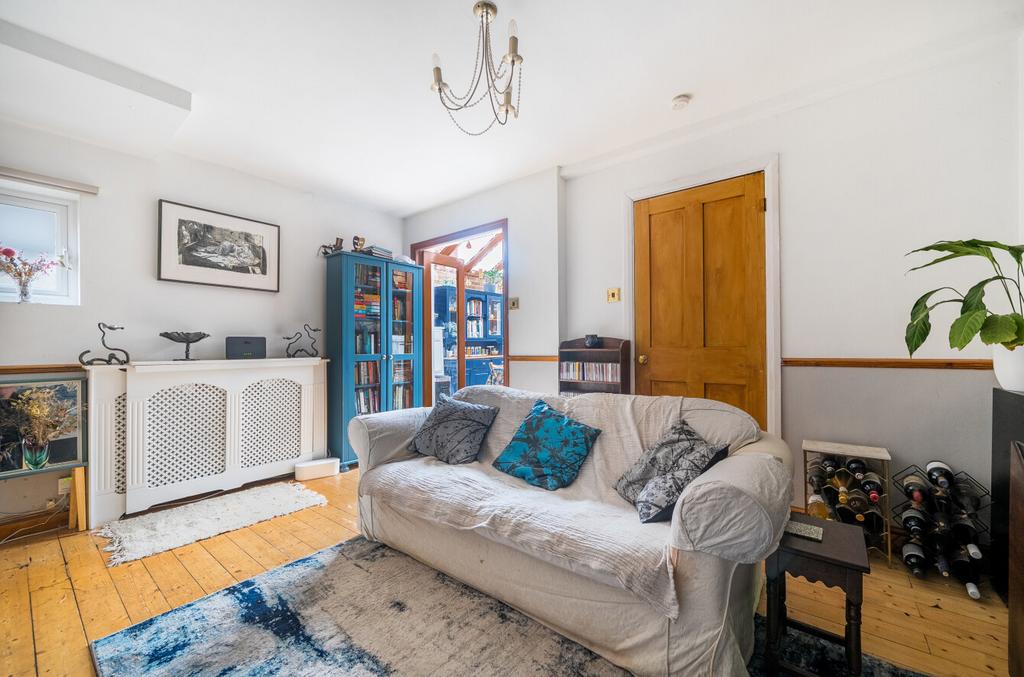 1387282-5-6931b03...