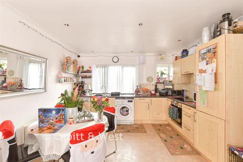 2 bedroom terraced house for sale, East Park, Crawley, West Sussex