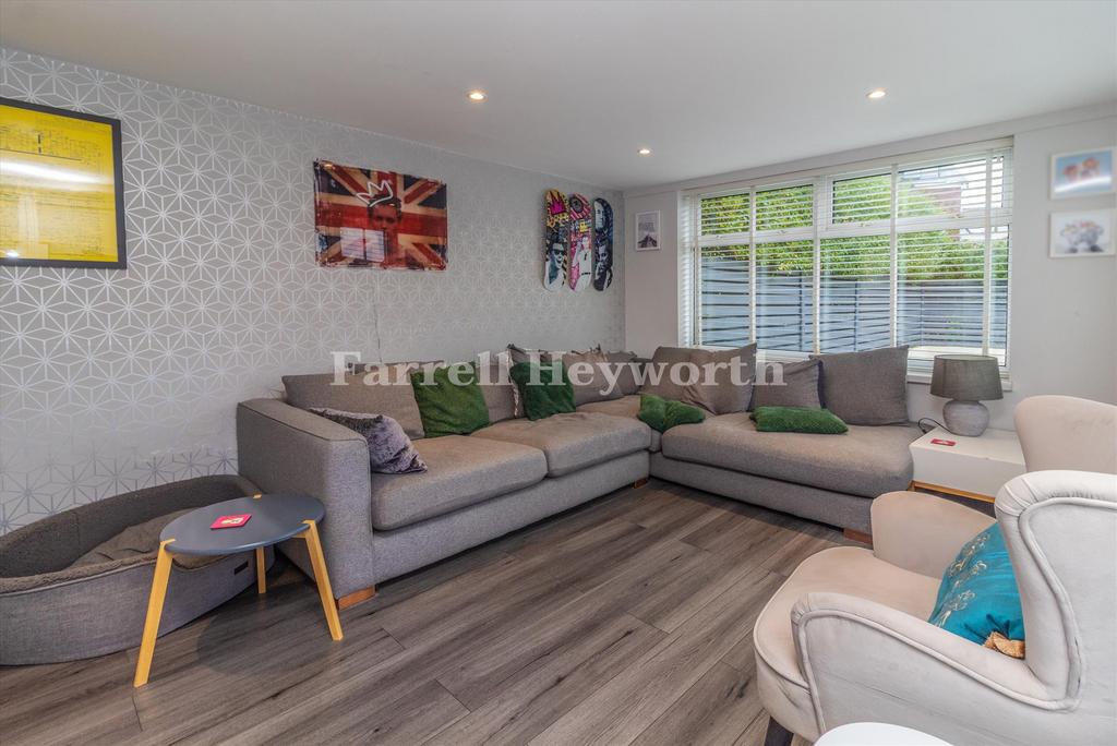 Family Room image 2