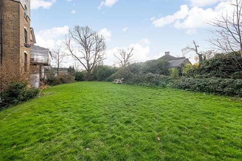 3 bedroom flat for sale, Ellesmere Court, Seymour Villas, Anerley, London, SE20