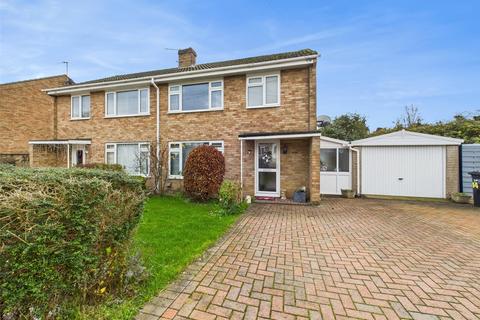 3 bedroom semi-detached house for sale, Robbins Close, Ebley, Stroud, Gloucestershire, GL5
