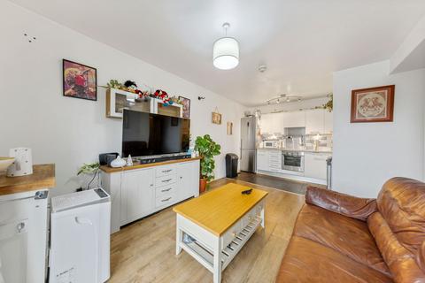 2 bedroom apartment for sale, Dutton Court, Warrington, WA1