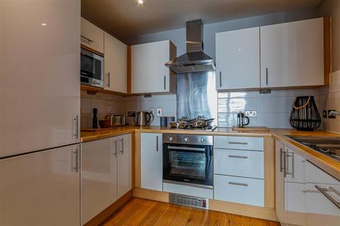 1 bedroom apartment to rent, Bute Terrace, Cardiff CF10
