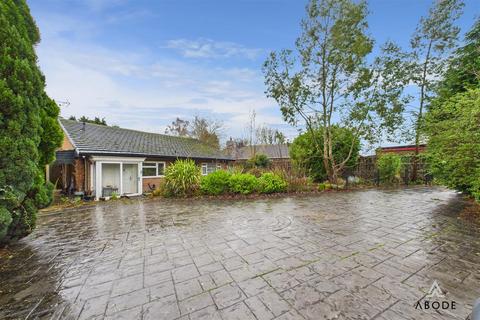 2 bedroom detached bungalow for sale, Heath Cross, Uttoxeter ST14