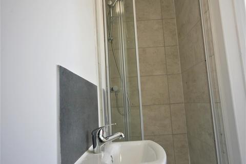 5 bedroom house share to rent, Christchurch Road, Bournemouth